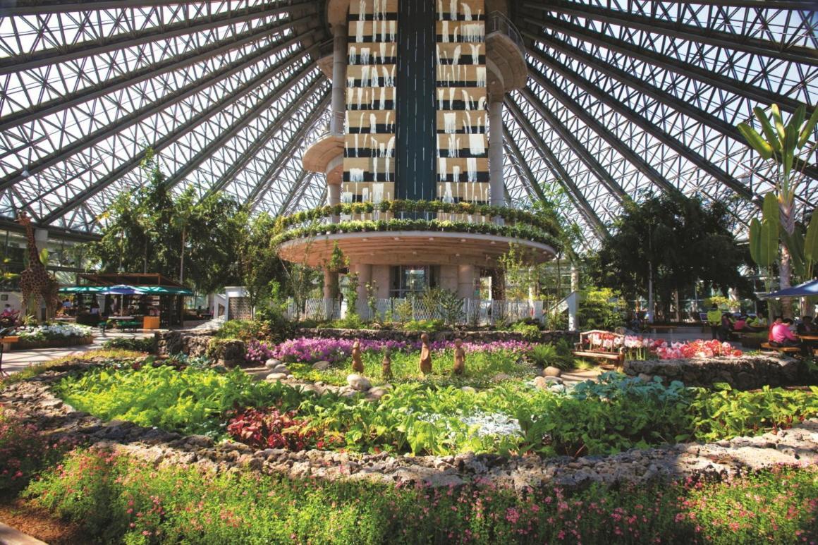 סאוגוויפו Hotel The Grang Jungmun מראה חיצוני תמונה